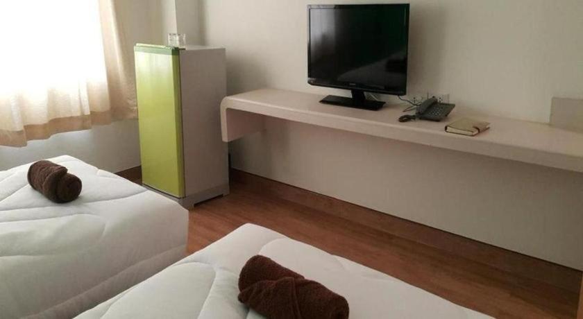 Silayok Grand Hotel Tak Extérieur photo