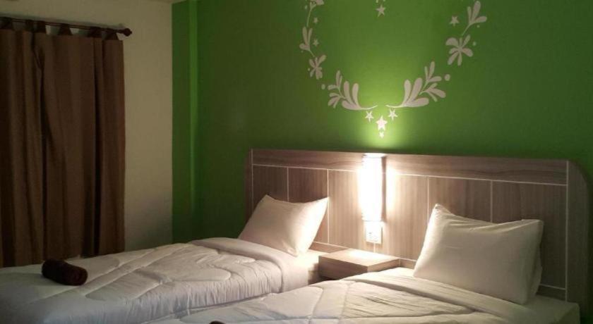 Silayok Grand Hotel Tak Extérieur photo