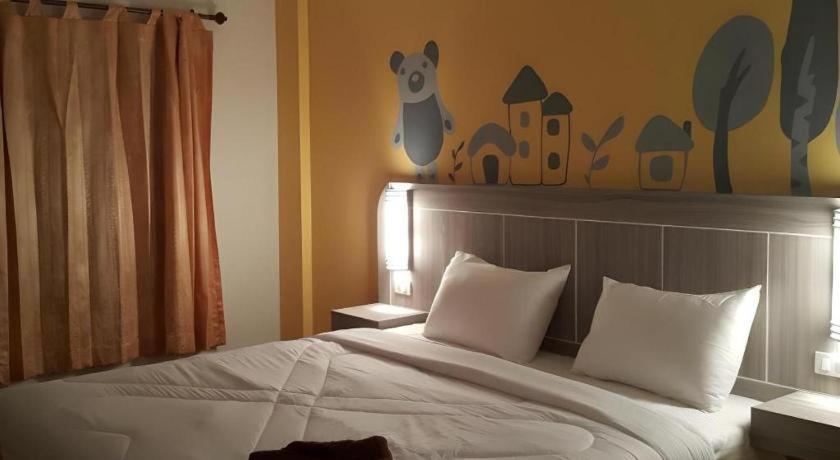 Silayok Grand Hotel Tak Extérieur photo